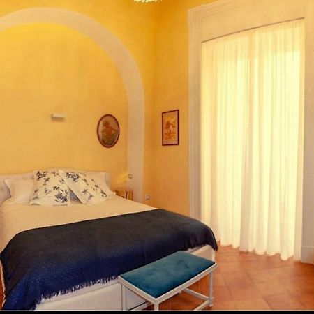 Bed and Breakfast Dimora Del Campo Charming House Salerno Zewnętrze zdjęcie