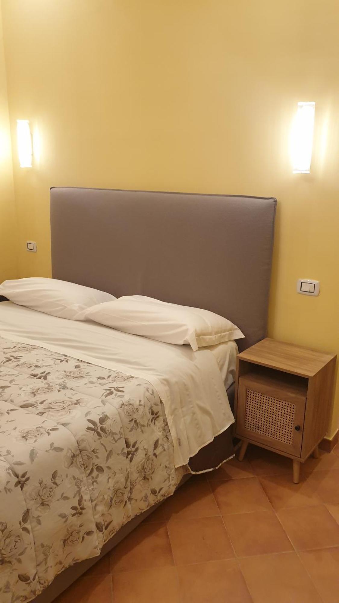 Bed and Breakfast Dimora Del Campo Charming House Salerno Pokój zdjęcie